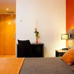 El Pekinaire 2*